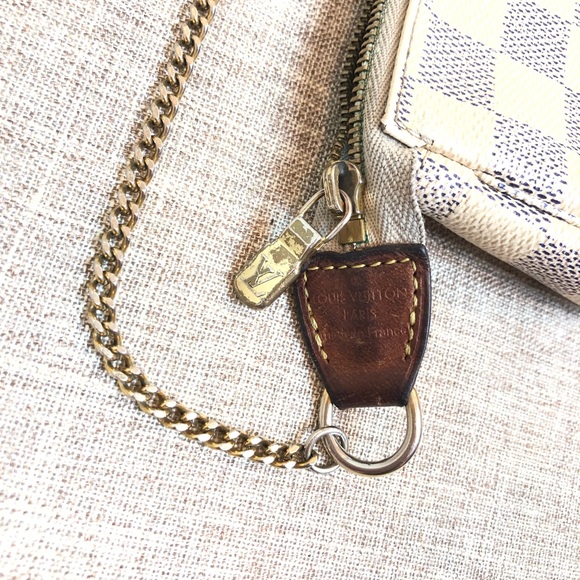 💓SOLD💓 Louis Vuitton Pochette - Picture 8 of 8